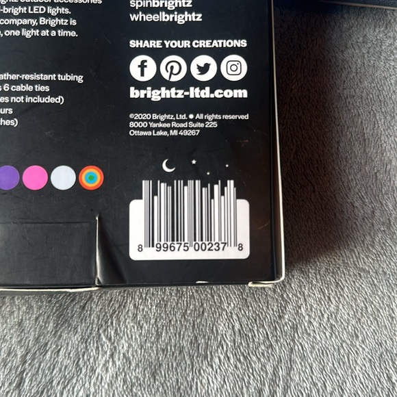 WheelBrightz Blue Bike Tire Lights (NEW IN BOX) - Picture 3 of 3